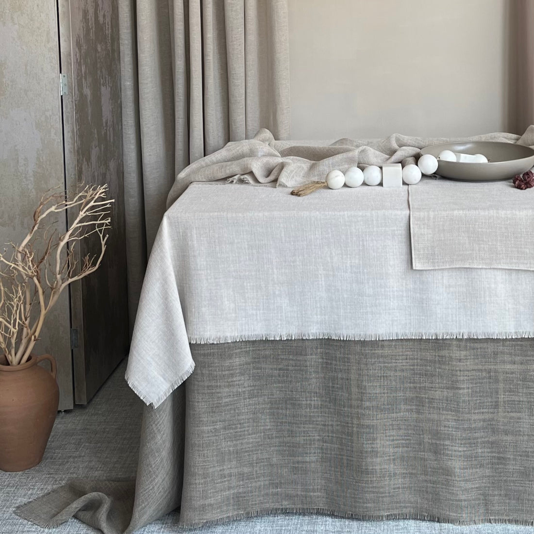 π¨π¦ Gauze Floor Length Tablecloth