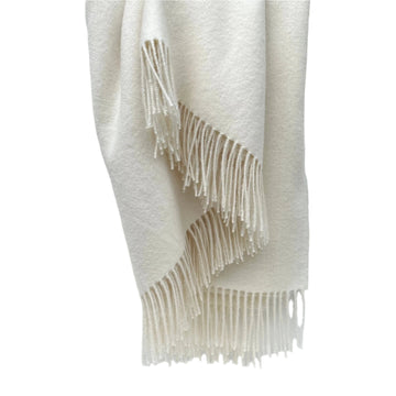 🇨🇦 French Vanilla Baby Alpaca Throw