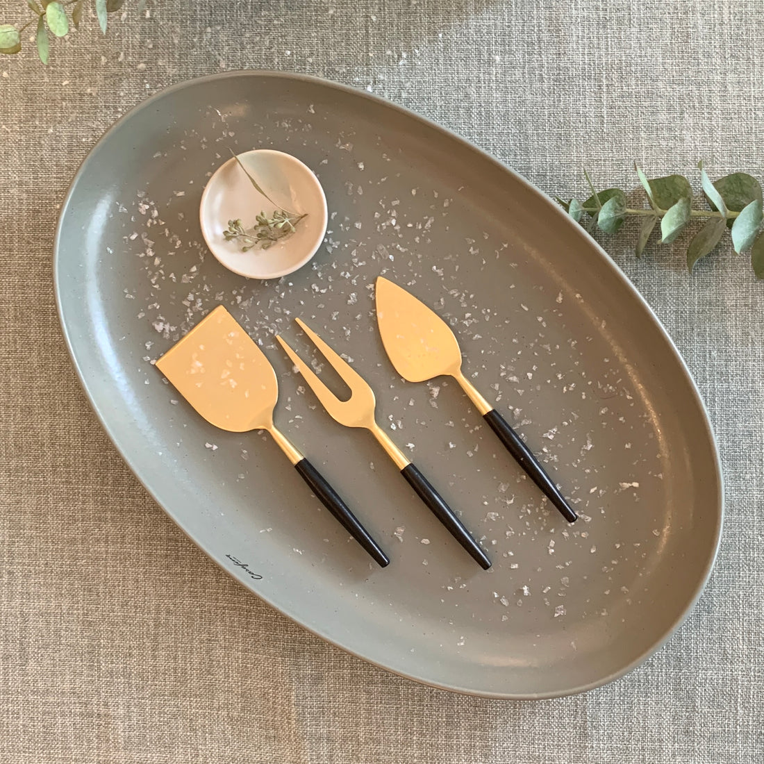 Casafina Pacifica 16" Oval Platter - Sage