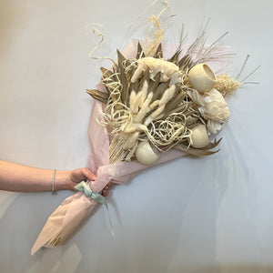 Sola Dried Flower + Natural Palm - Natural